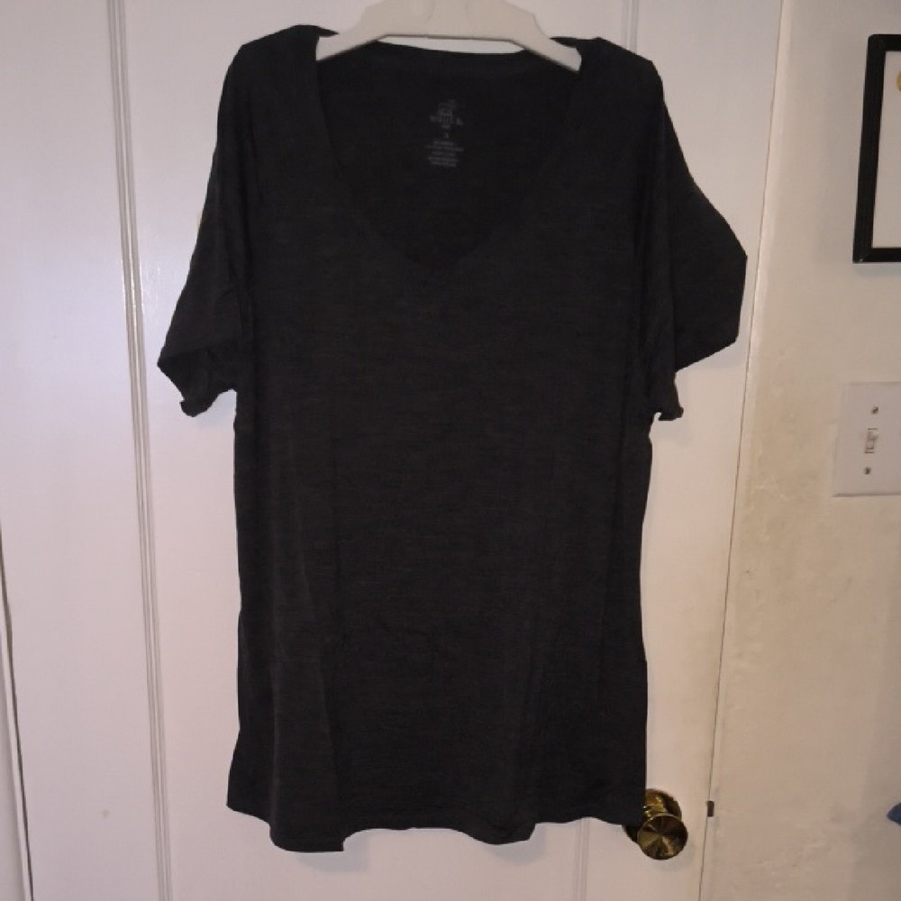 Woolx | Elegant Charcoal Short Sleeve Tee